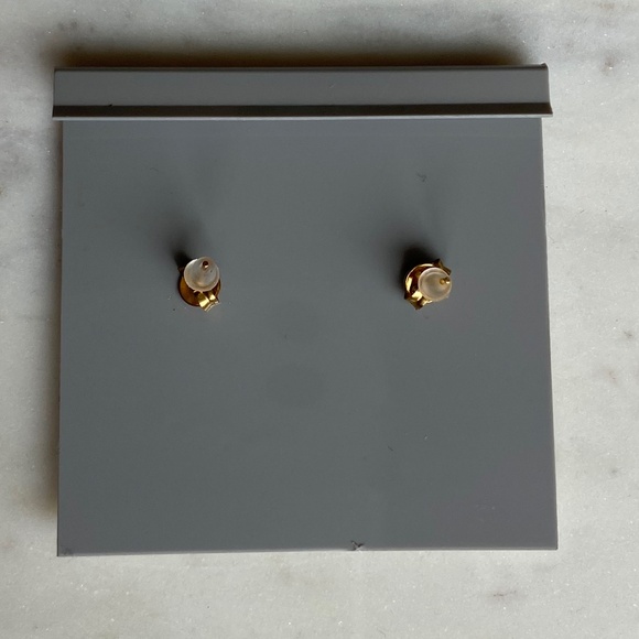 * NEW* Rachel Zoe Black & Gold Clover earring - Picture 2 of 2